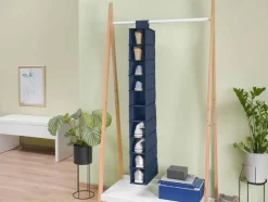 Organizador textil, de material resistente.