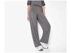 Pantalón de mujer, corte recto.