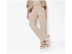 Pantalón de mujer, corte recto.