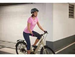 Pantalón pirata / ciclista funcional de mujer, con badana.
