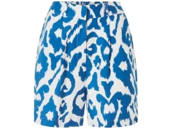 Pantalones cortos de mujer, con pinzas modernas.