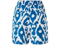 Pantalones cortos de mujer, con pinzas modernas.