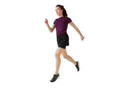Pantalones cortos funcionales de mujer, con práctico bolsillo para el móvil.