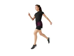 Pantalones cortos funcionales de mujer, con práctico bolsillo para el móvil.