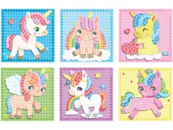 Pequeño mosaico, con coloridos motivos.