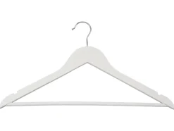 Perchas de madera, 20 unidades.