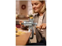 Picadora de carne compacta, incl. accesorio para galletas.