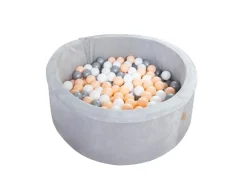 Piscina de bolas, incluye 300 bolas.