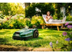 Robot cortacésped de 20 V City Smart »PAMRC 250 A1 City«, con batería y estación de carga.