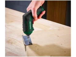 Set de atornillador recargable de 4 V »PAS 4 D7« - con accesorios para barbacoa, sin fuente de alimentación USB.
