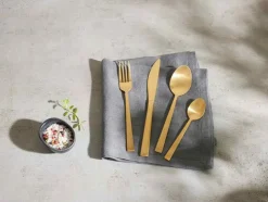 Set de cubiertos de acero inoxidable