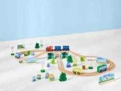 Set de tren de madera «Peppa Pig», con equipamiento amplio.