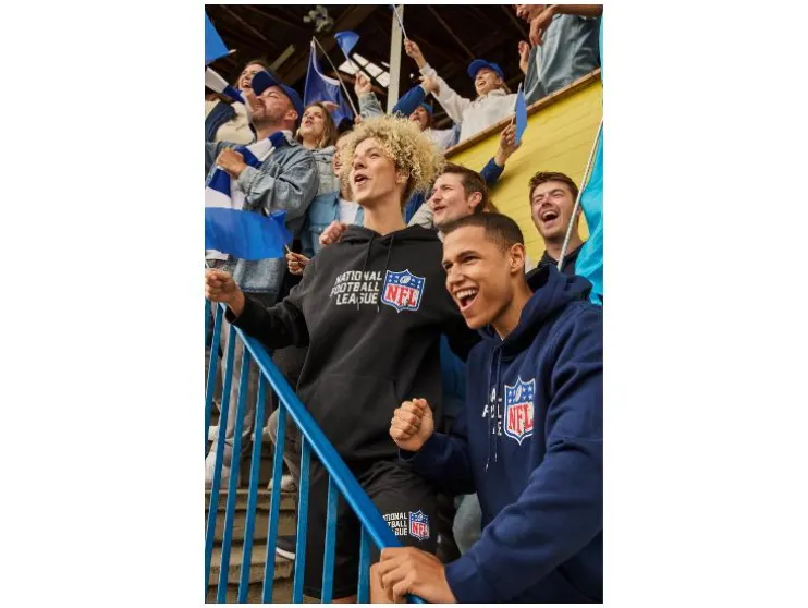 Sudadera con capucha "NFL Logo"