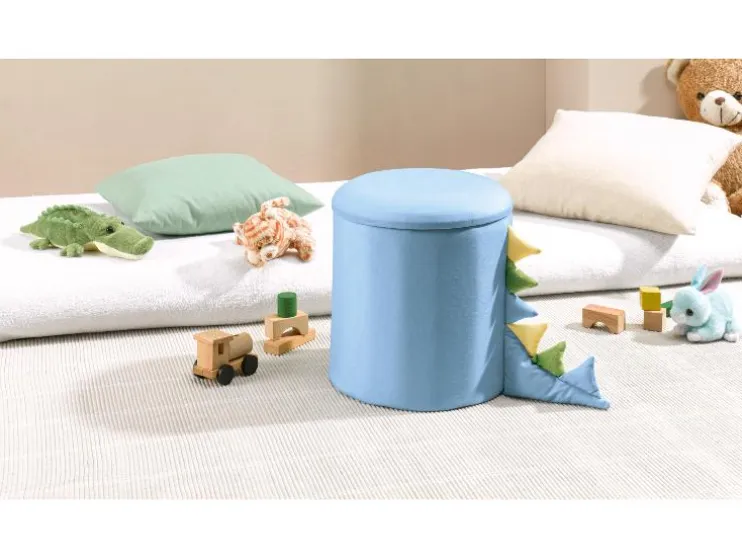 Taburete infantil con almacenamiento y patas de madera.