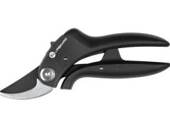 Tijeras de jardín Fiskars, bypass, hoja de acero de precisión, con revestimiento antiadherente.