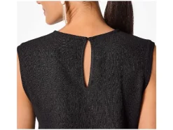 Top de mujer, con efecto arrugado moderno.