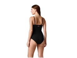 Traje de baño de mujer