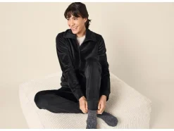 Traje de casa de terciopelo para mujer