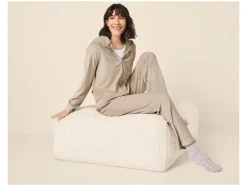 Traje de casa de terciopelo para mujer