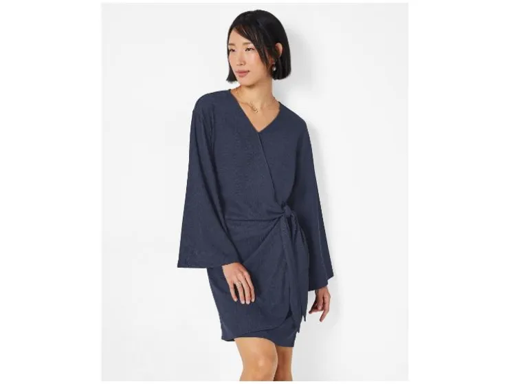 Vestido cruzado de mujer / Vestido, estructura arrugada.