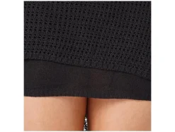 Vestido de ganchillo para mujer, de corte ceñido.