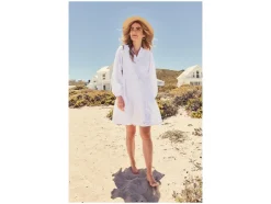 Vestido de mujer con bordado suizo de moda