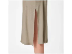 Vestido de mujer con lino