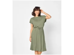 Vestido de mujer con lino
