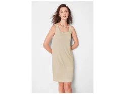 Vestido de mujer con lino