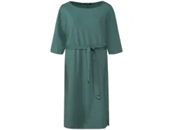 Vestido de mujer, con mangas 3/4 de moda.