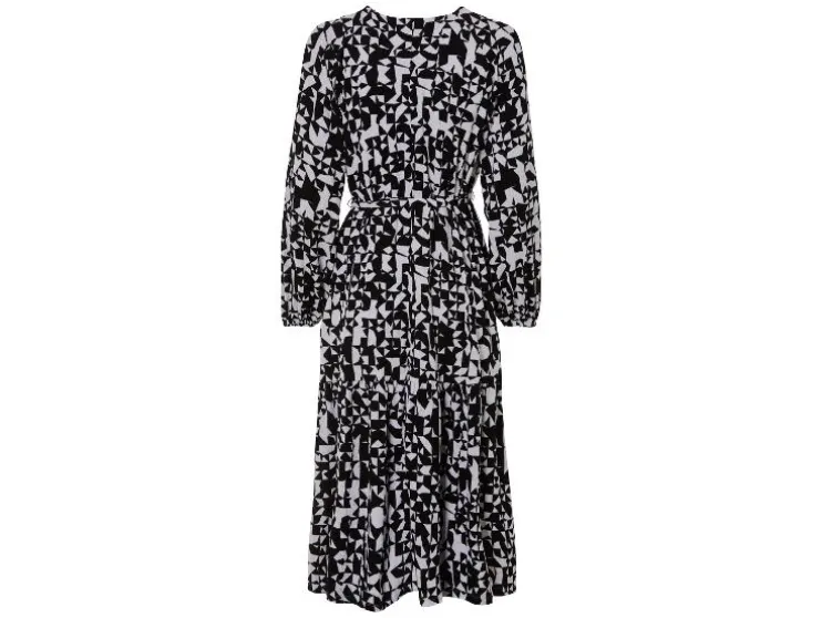 Vestido de mujer, en longitud midi moderna.