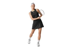 Vestido deportivo de mujer para tenis/pádel con short integrado.