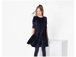 Vestido de terciopelo para niños