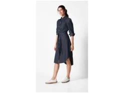 Vestido vaquero de mujer de estilo camisa en tendencia