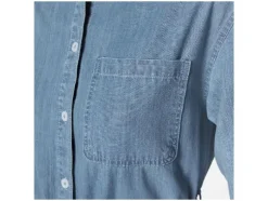 Vestido vaquero de mujer de estilo camisa en tendencia