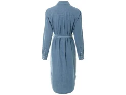Vestido vaquero de mujer de estilo camisa en tendencia