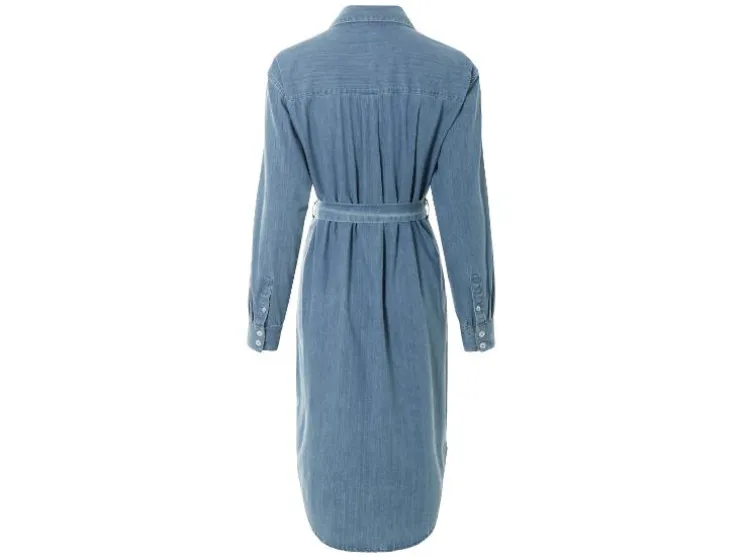 Vestido vaquero de mujer de estilo camisa en tendencia