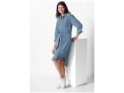 Vestido vaquero de mujer de estilo camisa en tendencia