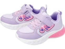 Zapatos infantiles con luz, con efecto luminoso.