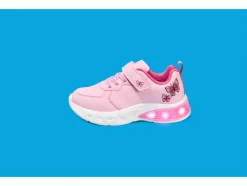 Zapatos infantiles con luz, con efecto luminoso.